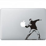 Banksy Throwing Flowers MacBook Aufkleber Schwarz MacBook Aufkleber